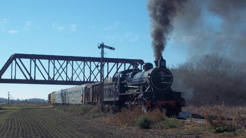 El viaje a Alcorta de 2012 (Archivo Ferroviario Club Central Argentino).