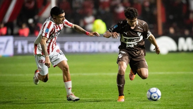 Platense e Instituto jugarán desde las 21.15 en el Estadio Marcelo Bielsa.