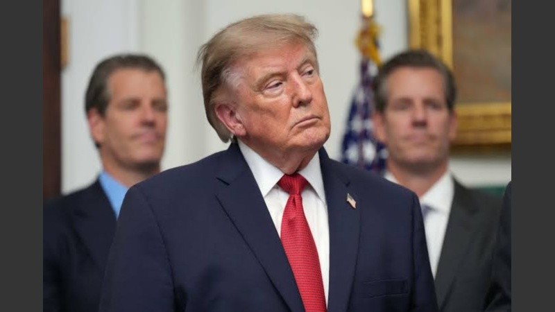 La relación entre Estados Unidos y el Reino Unido atraviesa un momento de tensión inusual luego de que Washington enviara una advertencia directa a Londres