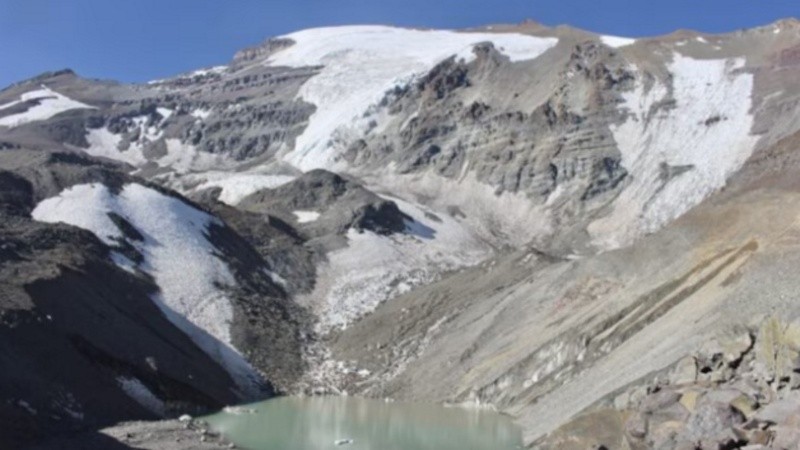 &nbsp;El retroceso acelerado de glaciares en Chile y Argentina genera lagunas inestables que pueden desencadenar inundaciones repentinas y devastadoras.