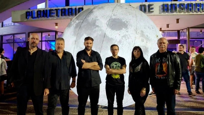 Mr. Floyd presenta “El lado oscuro de la Luna” este viernes y sábado en el Complejo Astronómico Municipal.&nbsp;