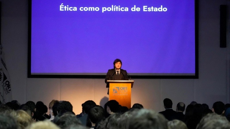 Fuerte rechazo de padres de alumnos de la escuela ORT al discurso de Milei con 