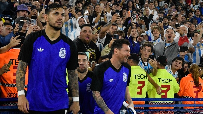 Paredes y Messi, dos históricos que no confirmaron qué harán. (FotoBaires)