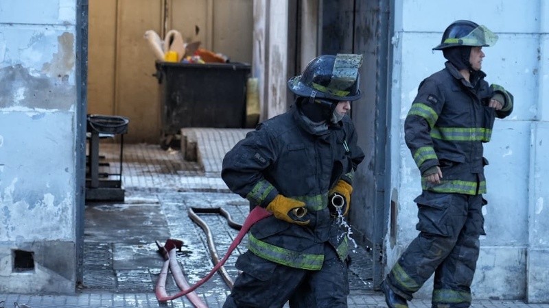 El incendio fue controlado por los Bomberos Zapadores.