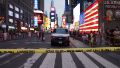 Conmoción en Times Square por un violento episodio que terminó con la atacante abatida.