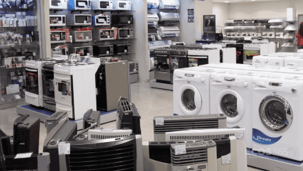 Las cadenas de electrodomésticos están sufriendo la caída del consumo y fuerte morosidad.