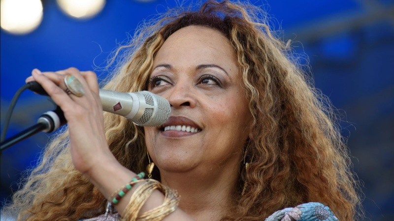 La cantante Cassandra Wilson (Jonathan Chimene /WBGO)