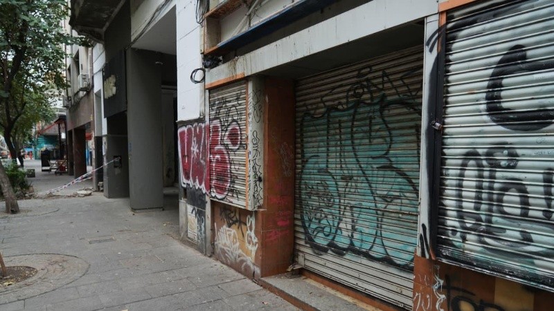 Locales vacíos en Córdoba al 800. (Alan Monzón/Rosario3)