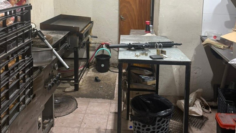 El arma incautada en el operativo.&nbsp;