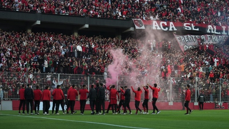 Una nueva muestra de fidelidad, este año en la otra tribuna (Alan Monzón/Rosario3).