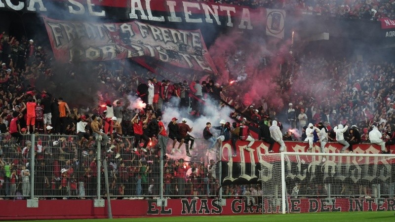 Una nueva muestra de fidelidad, este año en la otra tribuna (Alan Monzón/Rosario3).