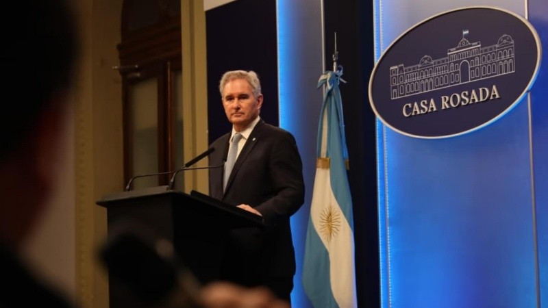 El Canciller argentino destacó las medidas y remarcó el respaldo de Chile.