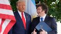 El presidente Donald Trump saluda al presidente argentino Javier Milei en la Casa Blanca en 2025.