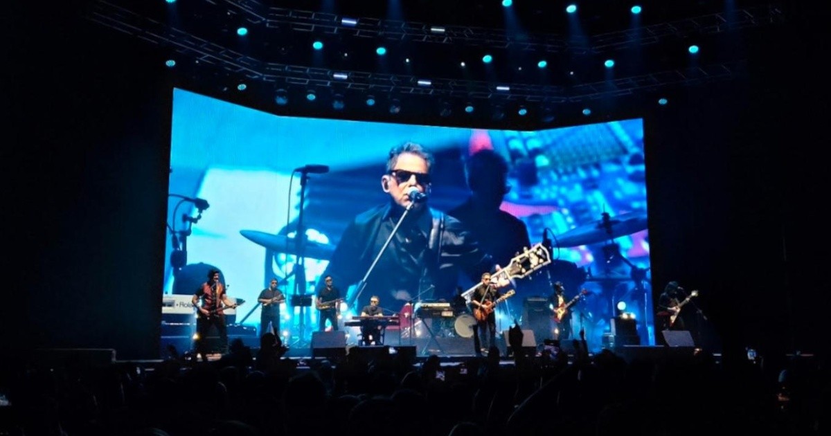 Andrés Calamaro en Rosario: el cantor, la chapa de Malvinas y el público con el que sueña Mick Jagger