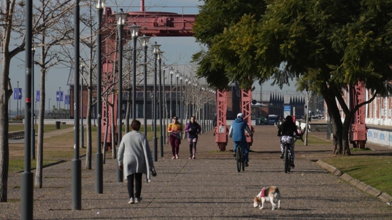 El domingo estará frío y soleado en Rosario (Rosario3).