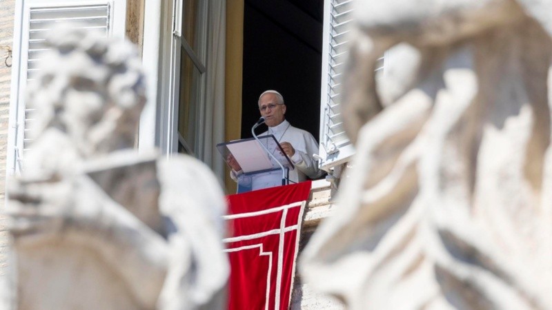 El Papa durante el Ángelus de este domingo (EFE).