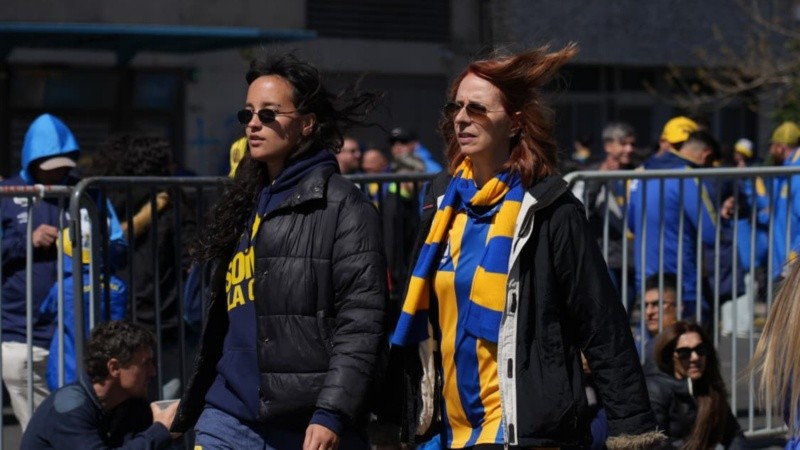 Los hinchas canallas en la previa de otro clásico rosarino.