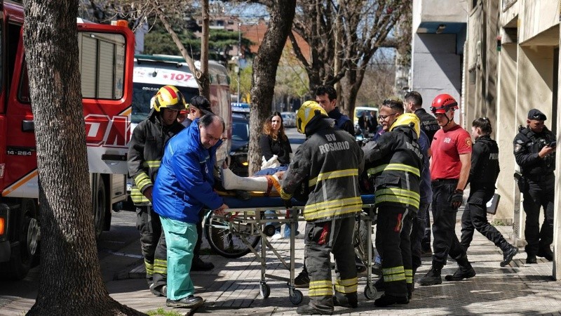 &nbsp;El hombre fue inmovilizado en altura y luego realizaron el descenso de forma manual.