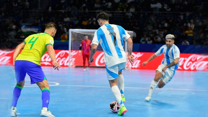 La selección argentina se medirá ante Brasil.