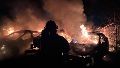 El incendio en la Base Tarragona afectó media docena de patrulleros. Foto: Bomberos Zapadores