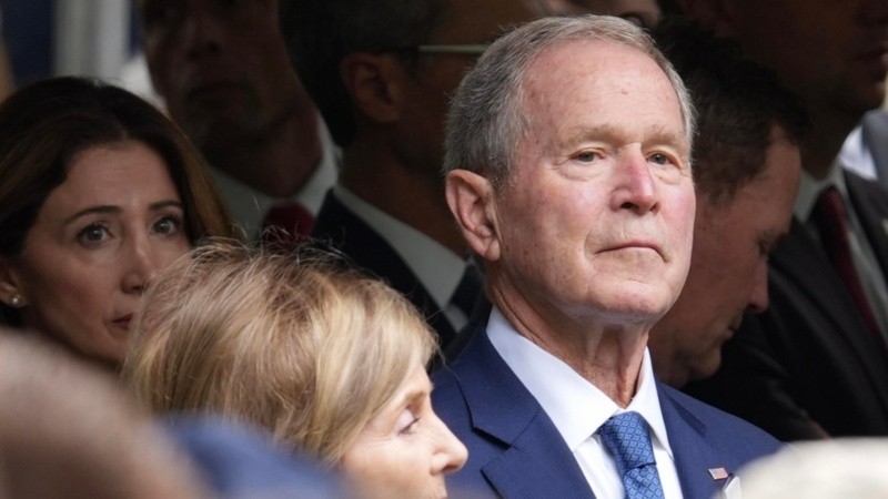 El expresidente de Estados Unidos George Bush en la ceremonia en recuerdo de los atentados del 11S en Nueva York.