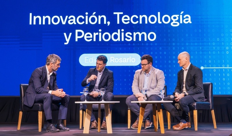 Belzunce, en el panel posterior a su charla con Lalo Falcioni y Pablo Montenegro, de Rosario3, y Federico Cioni de El Litoral.