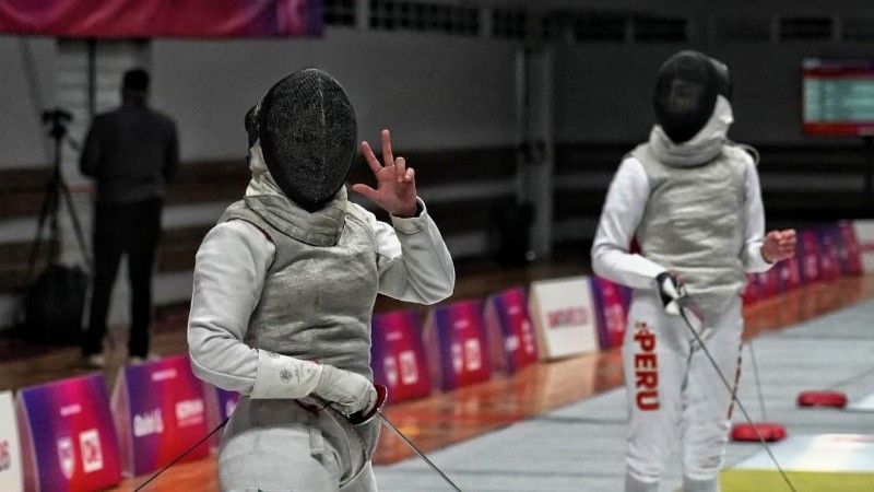 Los equipos masculino y femenino salieron a la pista en Provincial. (Alan Monzón/Rosario3)
