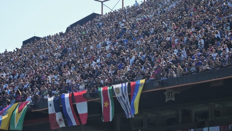 Tras el estreno adverso, Argentina tendrá revancha el sábado. (Alan Monzón/Rosario3)