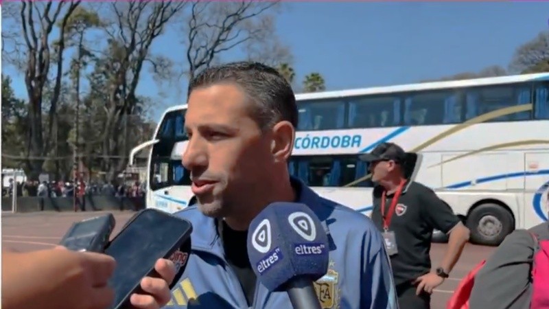 El tema ineludible de la charla fue el reciente alejamiento de Lionel Messi de la albiceleste.