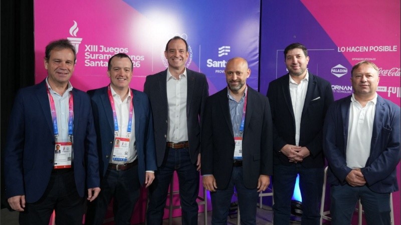 Representantes de la hotelería y la gastronomía, junto con autoridades provinciales y del Comité Organizador de los Juegos Suramericanos 2026.