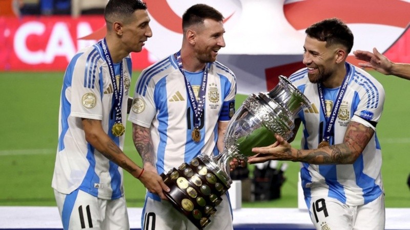 Para el último partido de Messi, AFA informó que invitará a los campeones del mundo 2022.