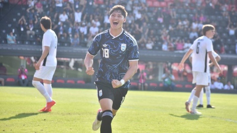 Franco Domínguez entró para cambiar el rumbo del partido (AFA).