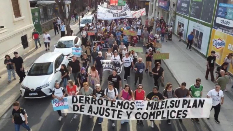 Miles de personas se movilizaron este sábado.