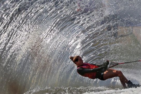 El agua entregó las mejores fotos del sábado.