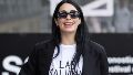 La artista desde España luciendo una remera con la consigna: "Las Malvinas son Argentinas"