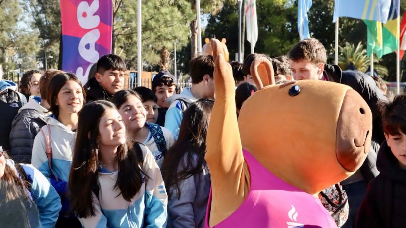 Los chicos de escuelas santafesinas, protagonistas de los Juegos Suramericanos.