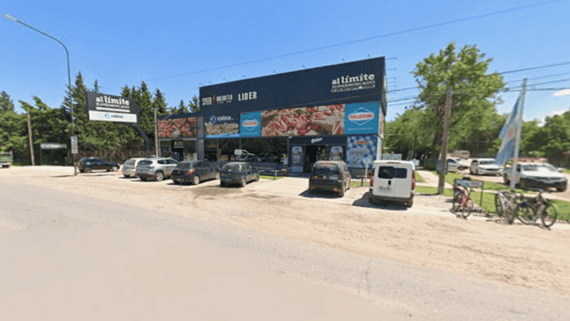 El frente del supermercado donde se dio el altercado. (Captura Street View).