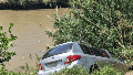 El coche terminó cerca del agua del arroyo (MDR).