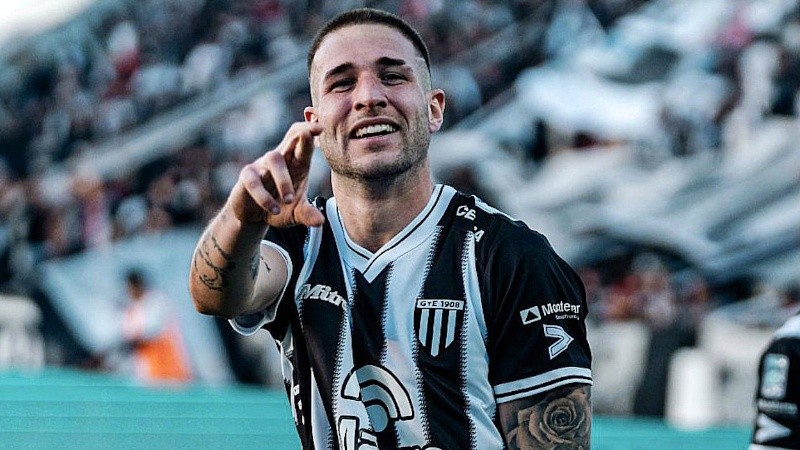 Módica sigue siendo el goleador del Clausura.