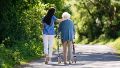 Ser único cuidador de una persona con Alzheimer puede ser una carga demasiado pesada.