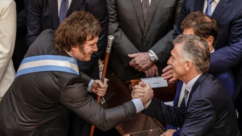 Una foto que muestra el apoyo desde el primer día.