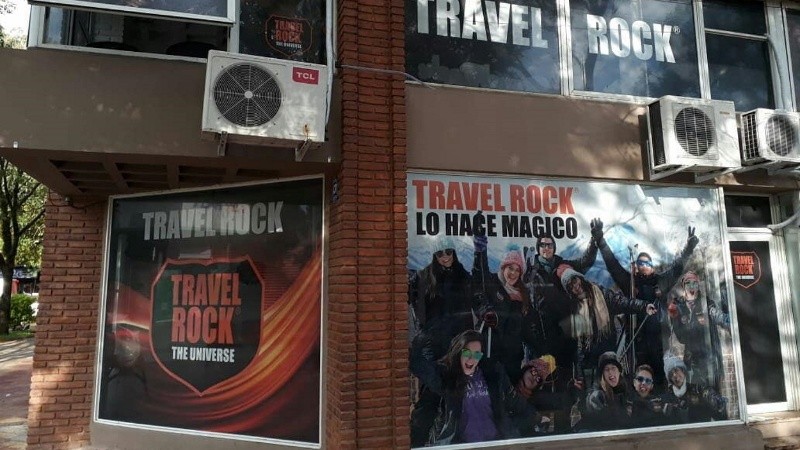 La familia ahora inició una demanda millonaria contra la agencia de viajes. (@travelrockchaco)