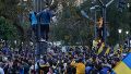 Los hinchas de Central festejan en el Monumento (Alan Monzón/Rosario3).