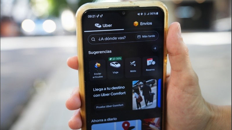 Pablo Javkin envió al Concejo un proyecto que propone legalizar Uber, DiDi y las demás plataformas de movilidad.