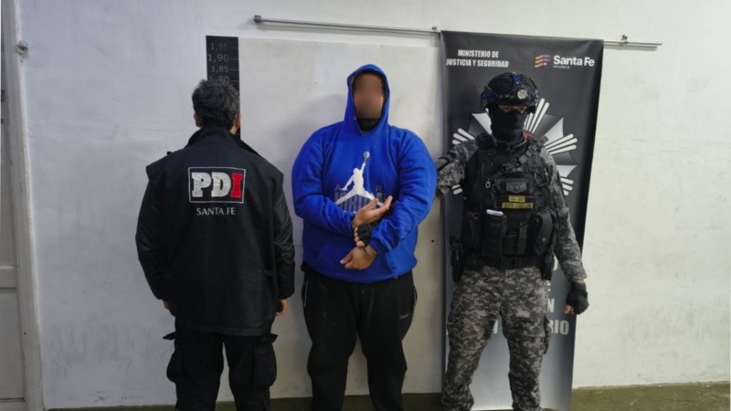 Uno de los delincuentes detenidos en Donado al 800. Foto: PDI.