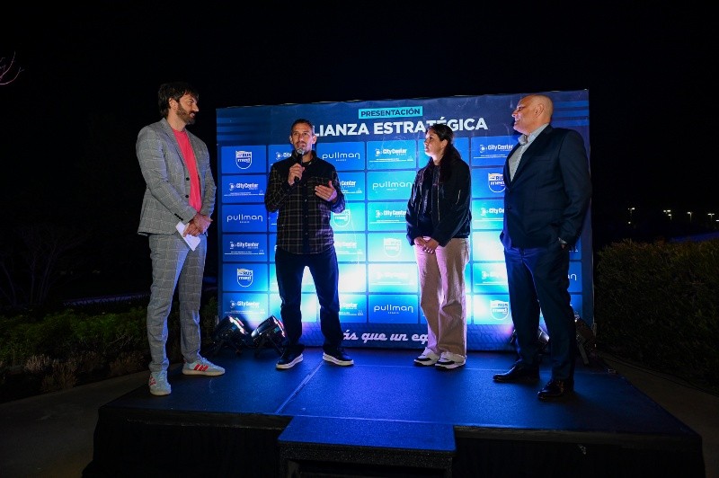 &nbsp;Maxi Rodríguez, en representación de Damfield, también participó del evento