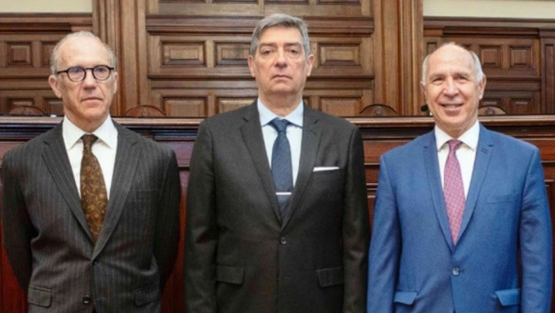 Con el fallo firmado por los jueces Carlos Rosencrantz,  Horacio Rosatti y Ricardo Lorenzetti, la Ley de tierras quedó materialmente derogada.