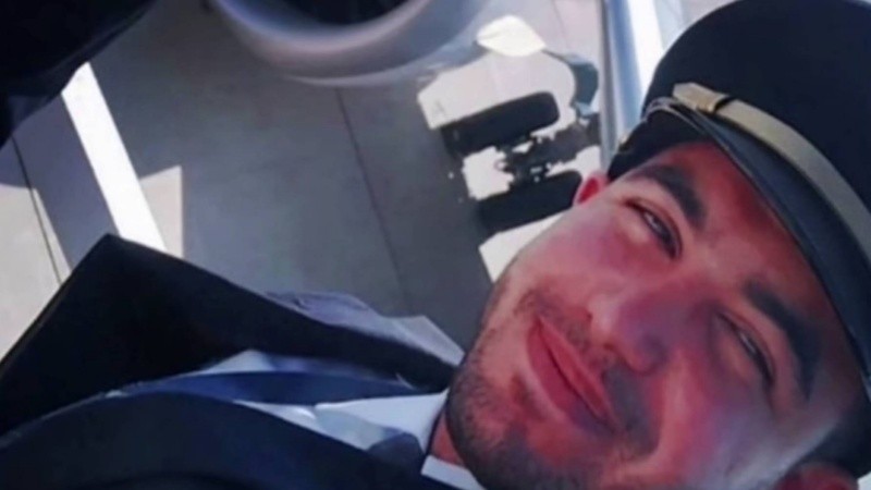 Investigan motivación terrorista. El copiloto omaní Hammam al-Hammami.