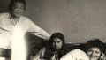 La foto impacta: los padres compradores de Eduardo y, en el medio, una joven desconocida. ¿Su verdadera mamá?