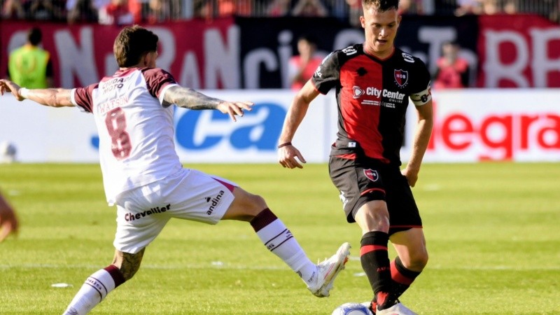 Regiardo fue tituar en el empate ante Lanús.